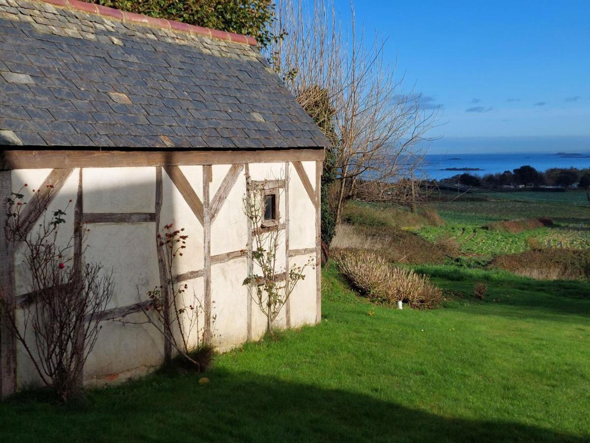 Breton Granite Stone House With Fantastic Sea Views Saint-Pol-de-Léon Exterior foto